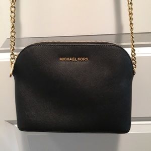 Black crossbody Michael Kohrs bag